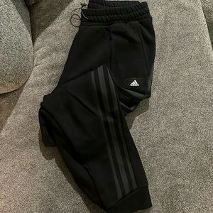 Large Adidas sweats
